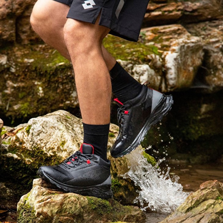 Men Lotto Moonrun 300 II Mid HD Trail Running Shoes Black | HK421592A1