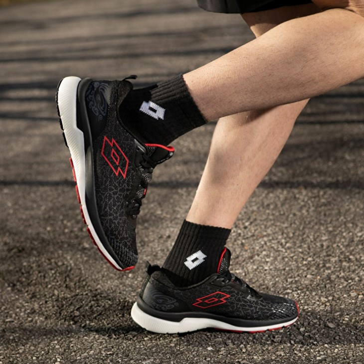 Men Lotto Volata Hyperpulse 100 Running Shoes Black / Red | YQ516891N2